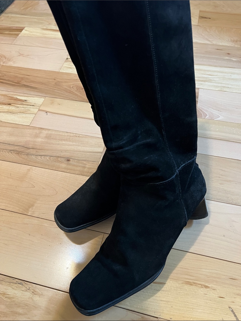 Ann Marino Black Suede Knee-High Heeled Boots - Picture 4 of 17
